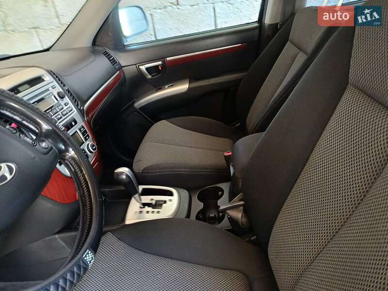 Внедорожник / Кроссовер Hyundai Santa FE 2007 в Косове фото 16 Внедорожник / Кроссовер Hyundai Santa FE 2007 в Косове