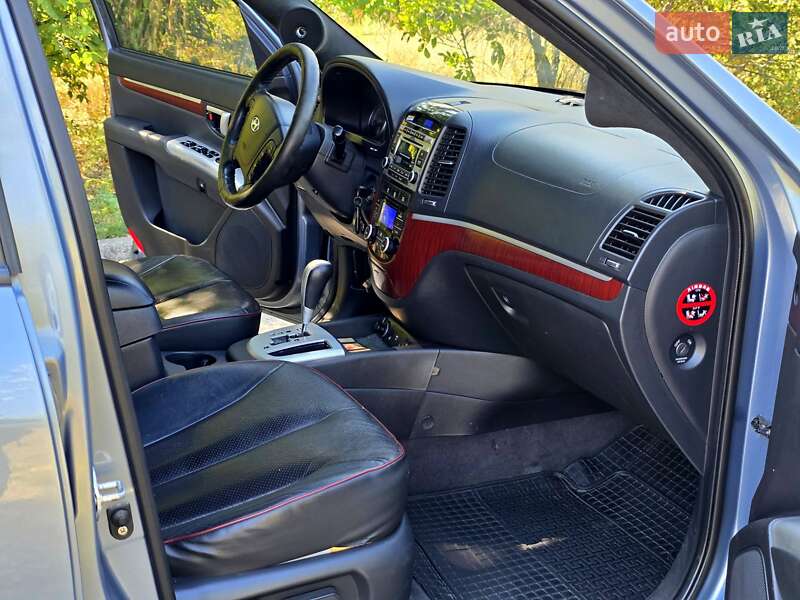 Позашляховик / Кросовер Hyundai Santa FE 2008 в Першотравенську