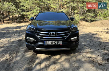 Внедорожник / Кроссовер Hyundai Santa FE 2016 в Днепре