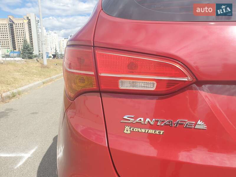 Позашляховик / Кросовер Hyundai Santa FE 2013 в Києві