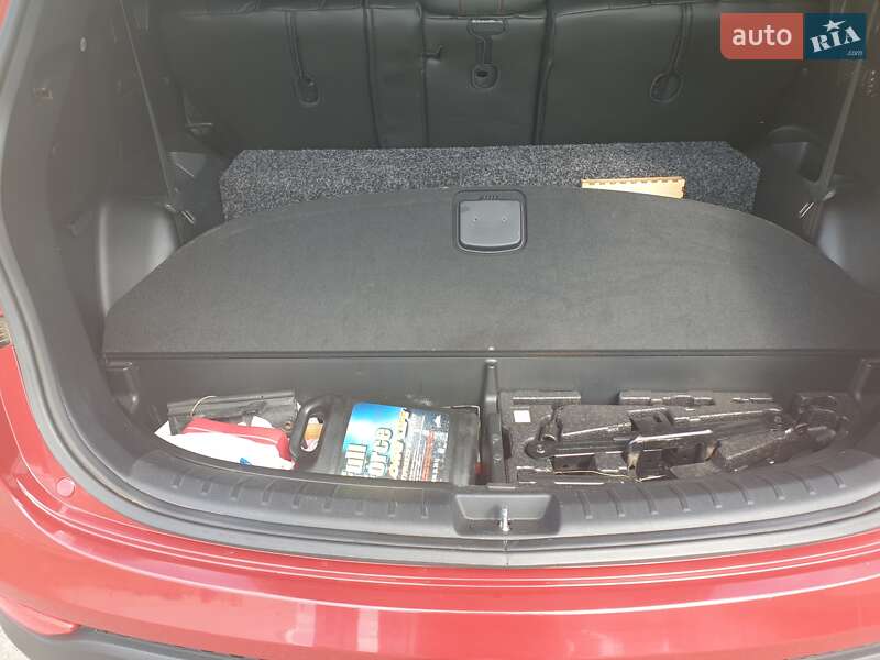 Позашляховик / Кросовер Hyundai Santa FE 2013 в Києві