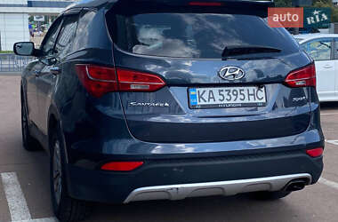 Внедорожник / Кроссовер Hyundai Santa FE 2015 в 