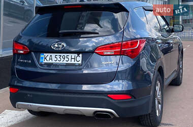 Внедорожник / Кроссовер Hyundai Santa FE 2015 в 