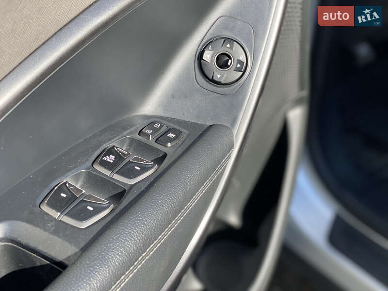 Позашляховик / Кросовер Hyundai Santa FE 2018 в Києві