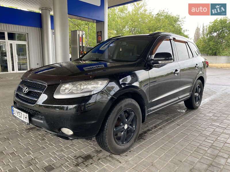 Внедорожник / Кроссовер Hyundai Santa FE 2009 в 