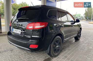 Внедорожник / Кроссовер Hyundai Santa FE 2009 в 