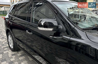Внедорожник / Кроссовер Hyundai Santa FE 2010 в 