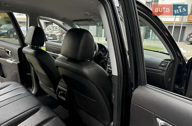 Внедорожник / Кроссовер Hyundai Santa FE 2010 в 