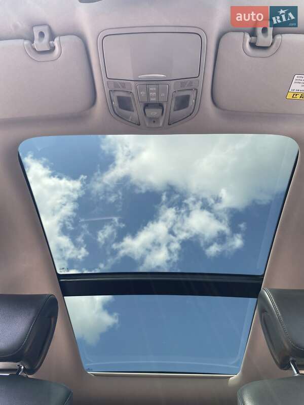 Позашляховик / Кросовер Hyundai Santa FE 2016 в Житомирі