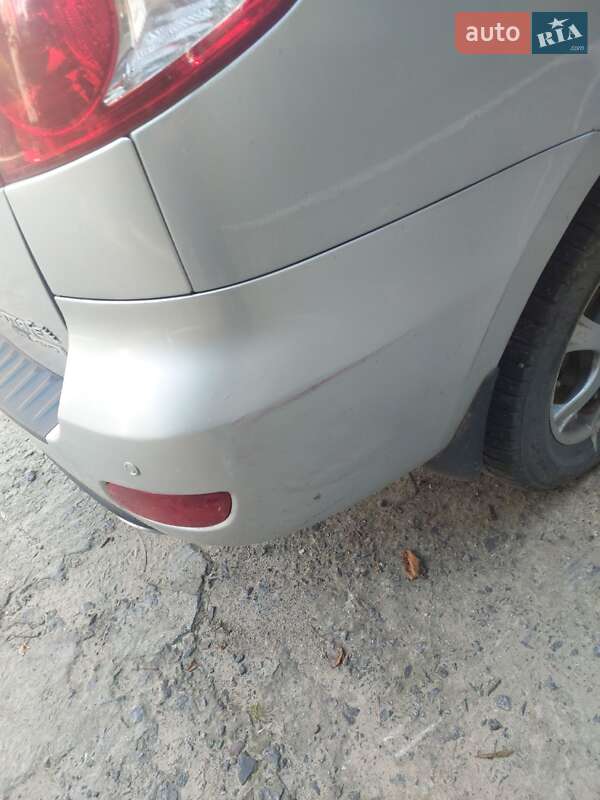 Позашляховик / Кросовер Hyundai Santa FE 2007 в Чернівцях