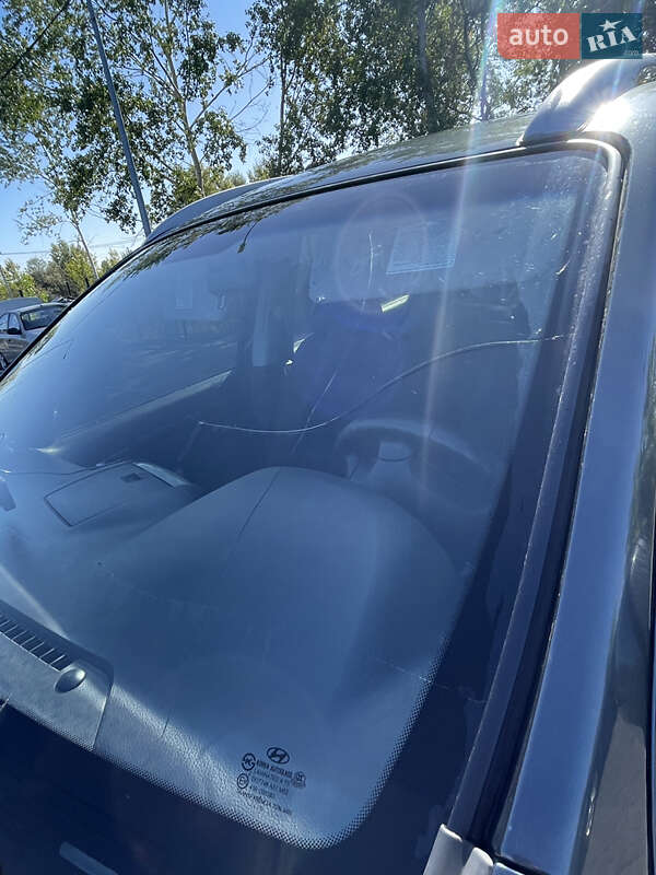 Внедорожник / Кроссовер Hyundai Santa FE 2011 в Днепре