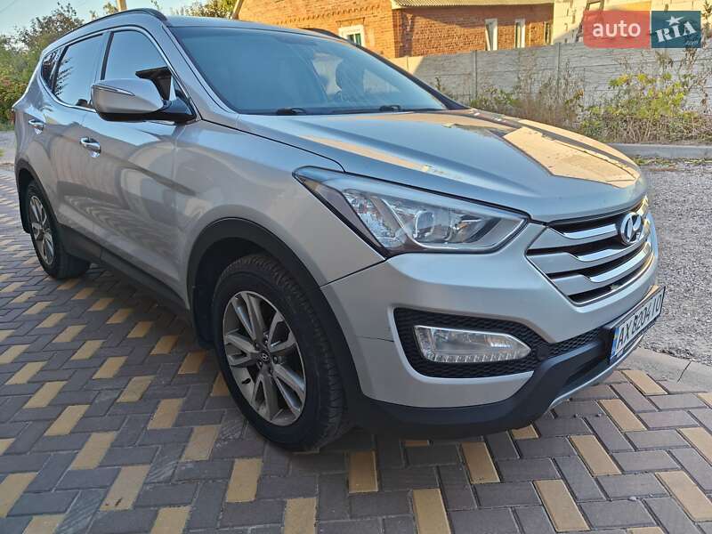 Внедорожник / Кроссовер Hyundai Santa FE 2013 в Харькове фото 8 Внедорожник / Кроссовер Hyundai Santa FE 2013 в Харькове