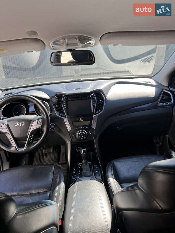 Позашляховик / Кросовер Hyundai Santa FE 2012 в Березному
