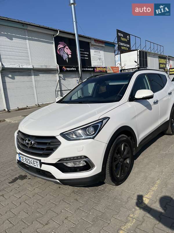 Позашляховик / Кросовер Hyundai Santa FE 2015 в Чернівцях