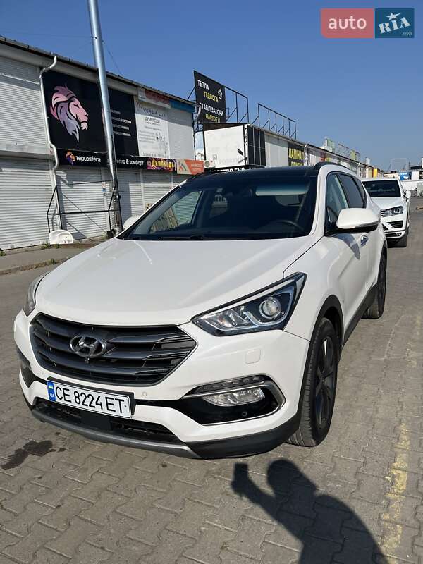 Позашляховик / Кросовер Hyundai Santa FE 2015 в Чернівцях