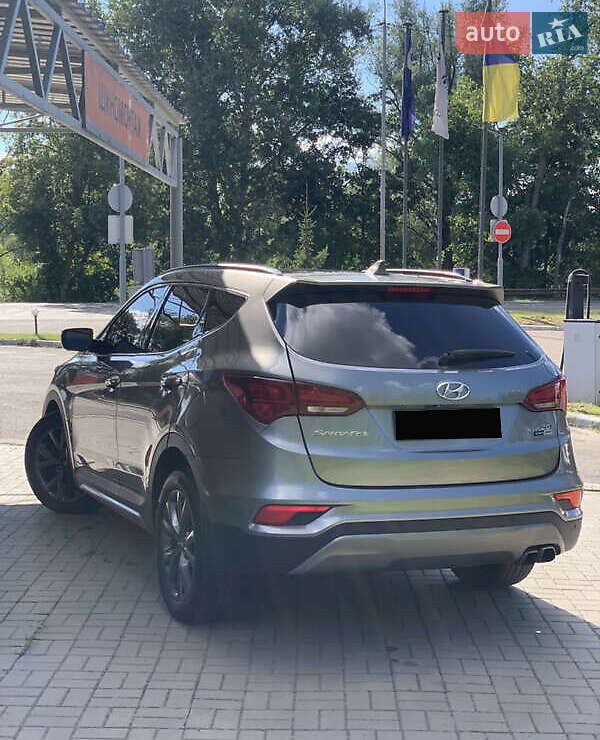 Позашляховик / Кросовер Hyundai Santa FE 2018 в Івано-Франківську