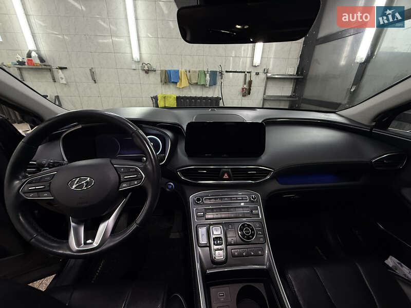 Позашляховик / Кросовер Hyundai Santa FE 2021 в Дніпрі