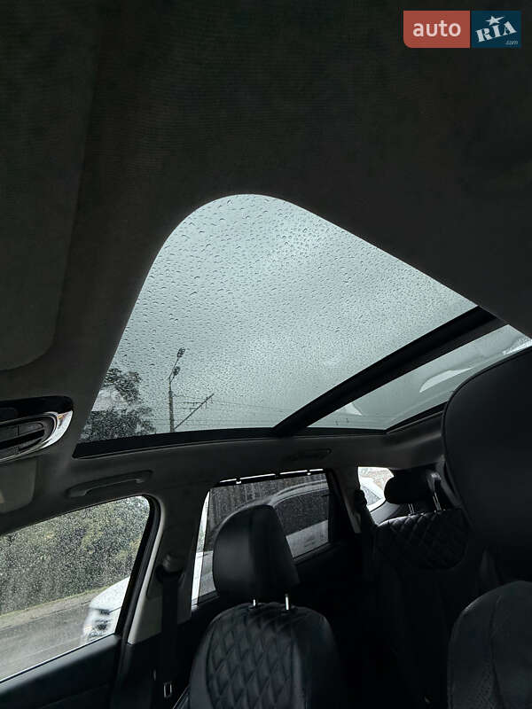 Позашляховик / Кросовер Hyundai Santa FE 2021 в Дніпрі