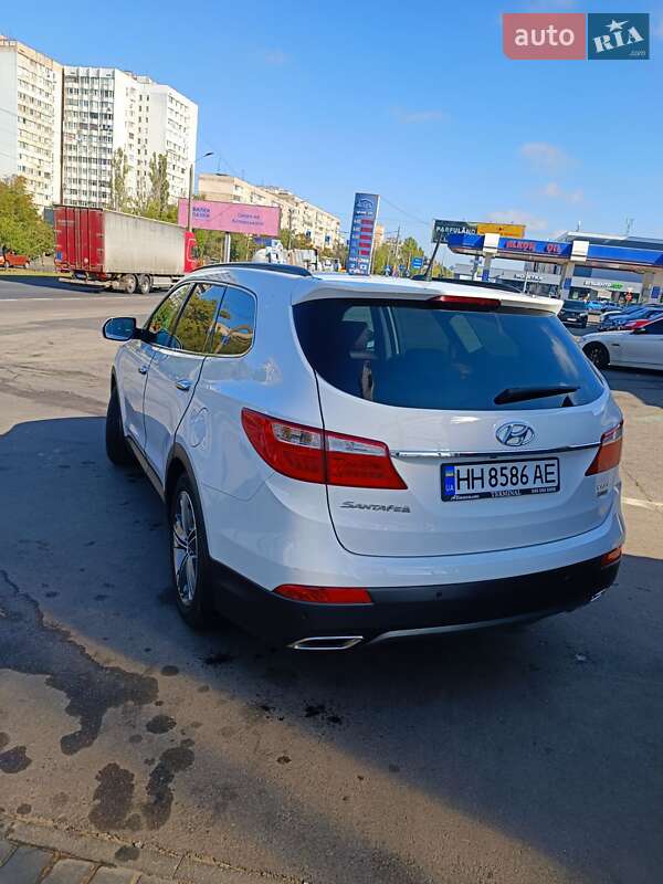 Внедорожник / Кроссовер Hyundai Santa FE 2014 в Одессе