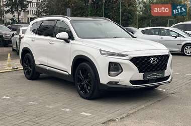 Позашляховик / Кросовер Hyundai Santa FE 2018 в Чернівцях