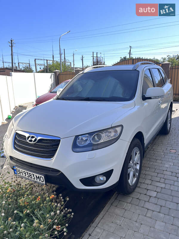 Позашляховик / Кросовер Hyundai Santa FE 2011 в Одесі