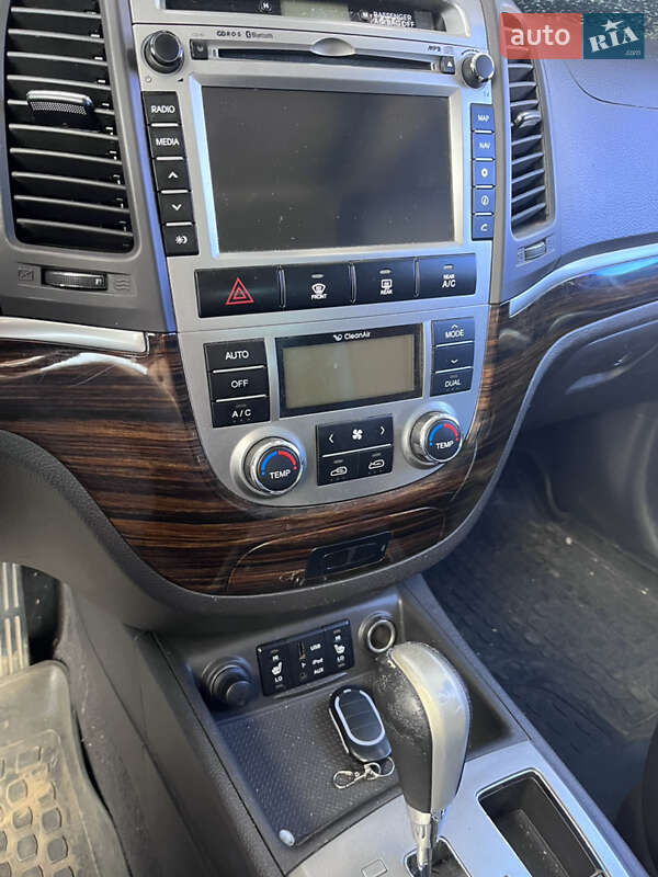 Позашляховик / Кросовер Hyundai Santa FE 2011 в Одесі