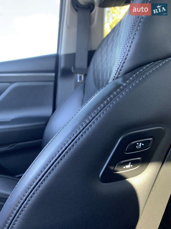 Позашляховик / Кросовер Hyundai Santa FE 2021 в Ірпені