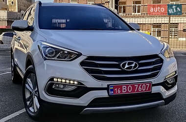 Внедорожник / Кроссовер Hyundai Santa FE 2017 в Киеве