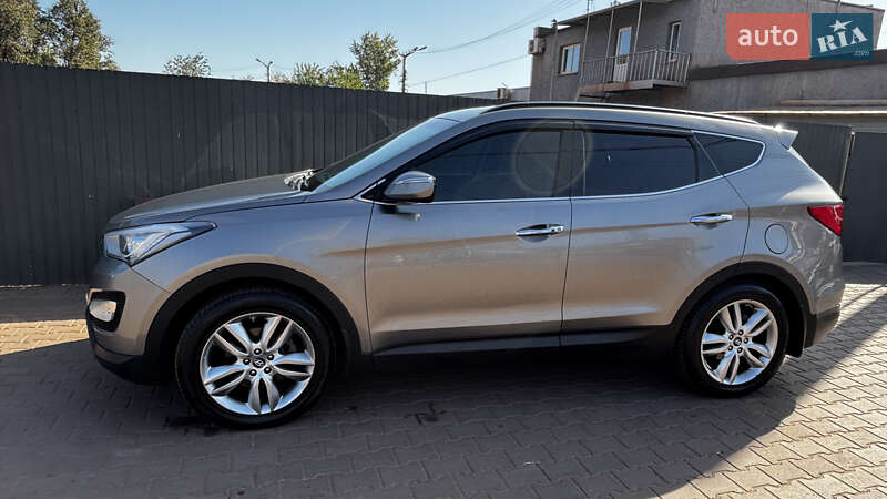 Позашляховик / Кросовер Hyundai Santa FE 2013 в Кривому Розі