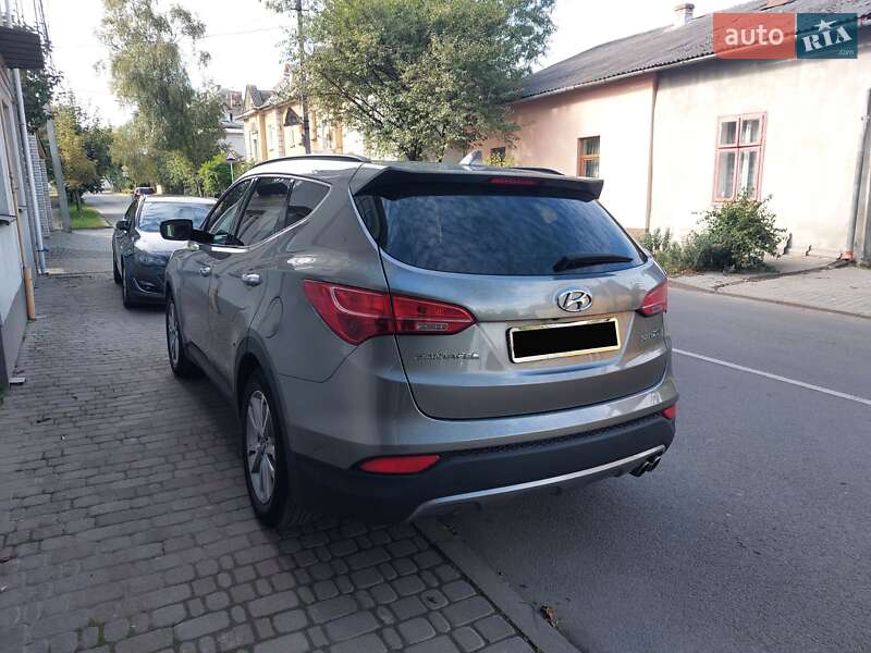 Позашляховик / Кросовер Hyundai Santa FE 2014 в Івано-Франківську
