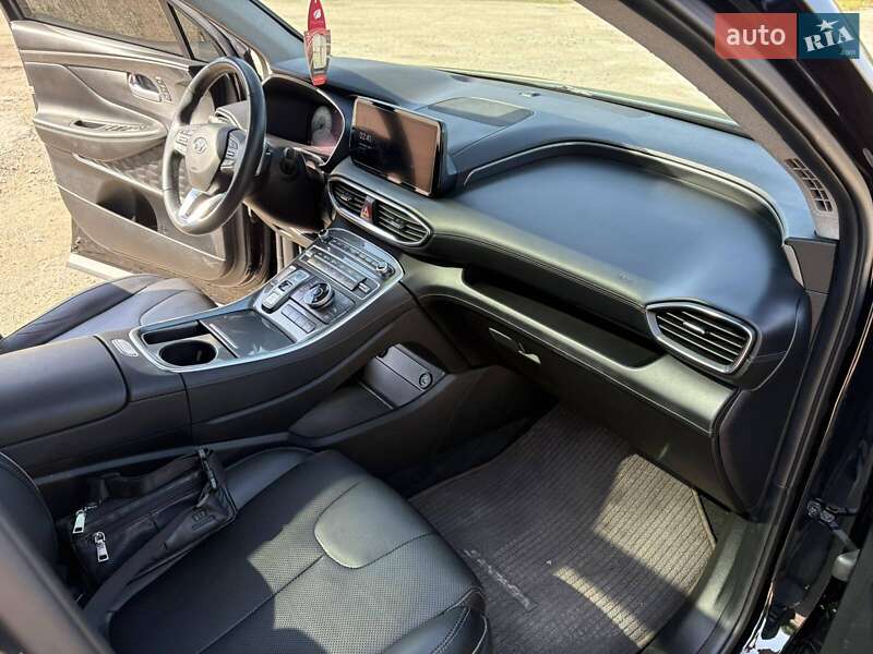 Внедорожник / Кроссовер Hyundai Santa FE 2022 в Черновцах