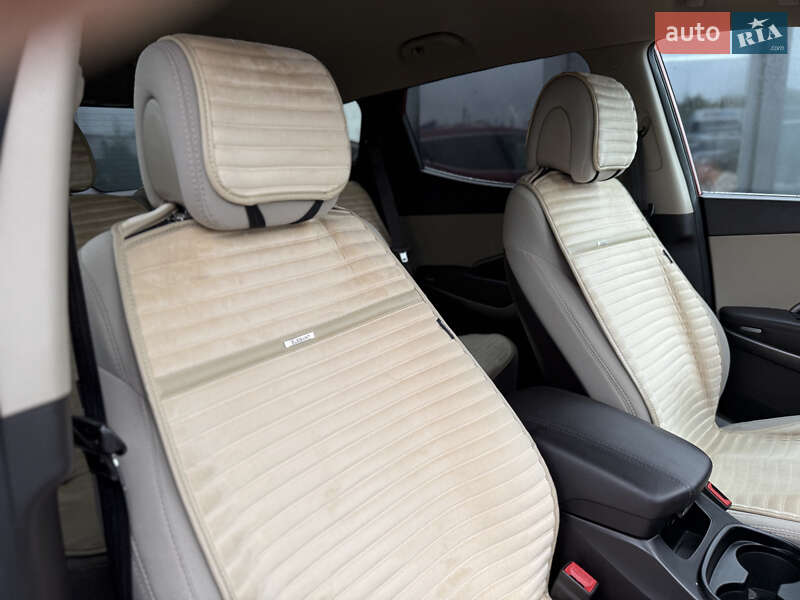 Позашляховик / Кросовер Hyundai Santa FE 2015 в Тернополі