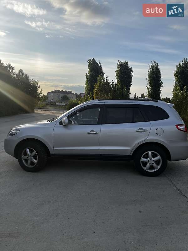 Внедорожник / Кроссовер Hyundai Santa FE 2009 в Вараше фото 4 Внедорожник / Кроссовер Hyundai Santa FE 2009 в Вараше