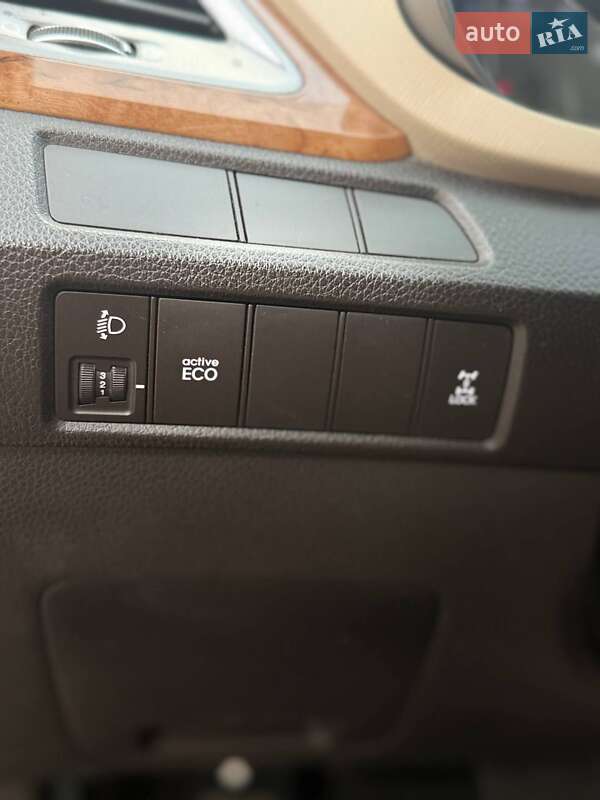 Позашляховик / Кросовер Hyundai Santa FE 2013 в Києві фото 19 Позашляховик / Кросовер Hyundai Santa FE 2013 в Києві