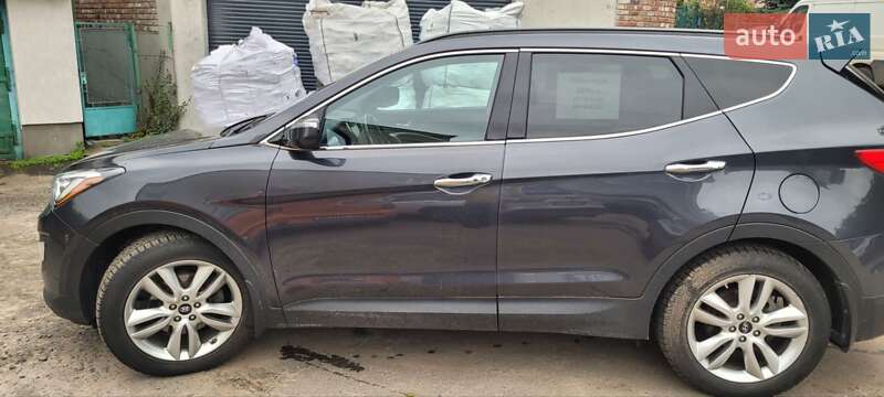 Позашляховик / Кросовер Hyundai Santa FE 2015 в Львові