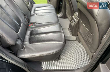 Внедорожник / Кроссовер Hyundai Santa FE 2011 в 