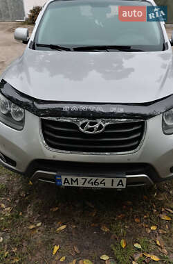 Внедорожник / Кроссовер Hyundai Santa FE 2010 в Житомире