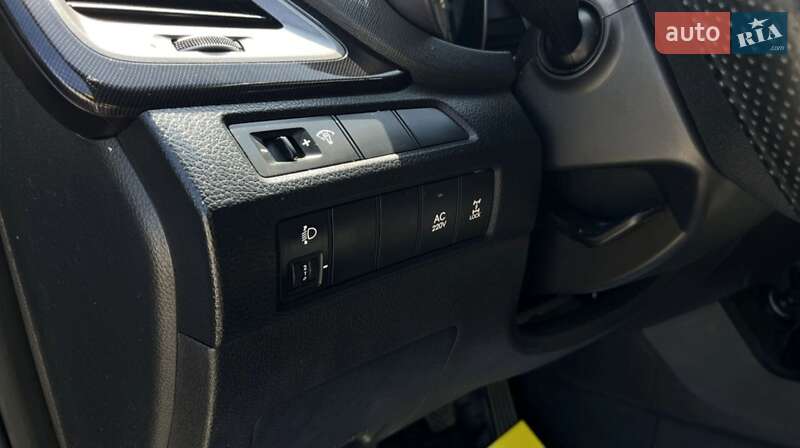 Позашляховик / Кросовер Hyundai Santa FE 2013 в Ужгороді