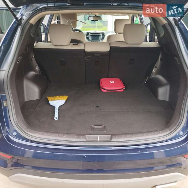 Позашляховик / Кросовер Hyundai Santa FE 2017 в Києві