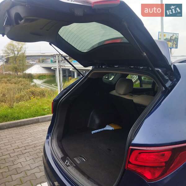 Позашляховик / Кросовер Hyundai Santa FE 2017 в Києві