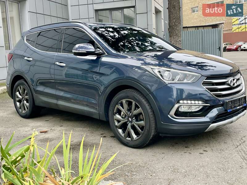 Позашляховик / Кросовер Hyundai Santa FE 2017 в Києві фото 5 Позашляховик / Кросовер Hyundai Santa FE 2017 в Києві