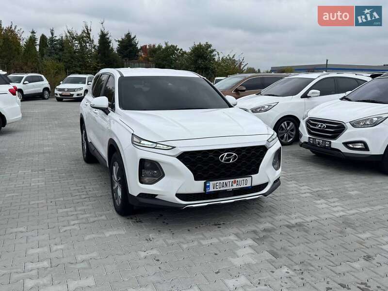 Внедорожник / Кроссовер Hyundai Santa FE 2018 в Киеве