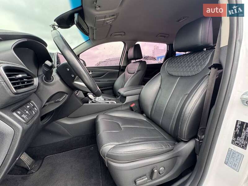 Внедорожник / Кроссовер Hyundai Santa FE 2018 в Киеве