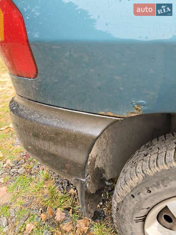 Позашляховик / Кросовер Hyundai Santa FE 2002 в Чернігові