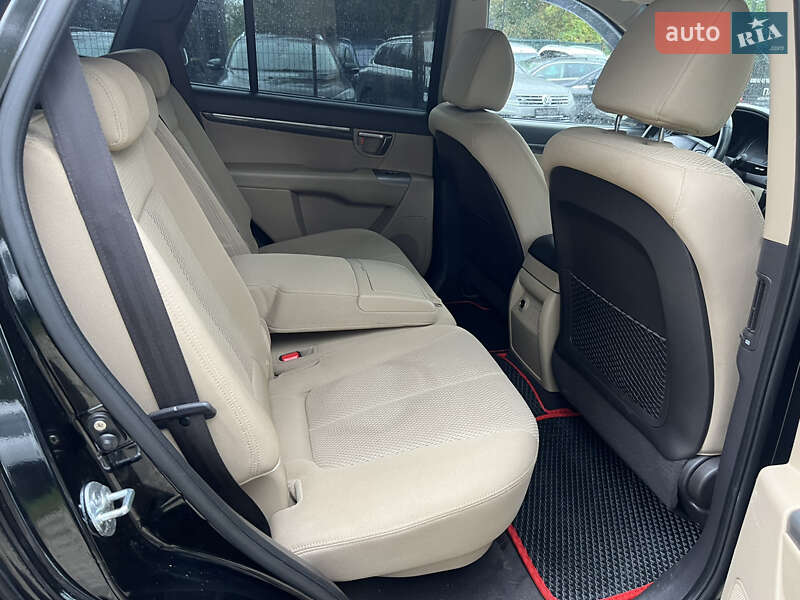 Позашляховик / Кросовер Hyundai Santa FE 2010 в Заліщиках