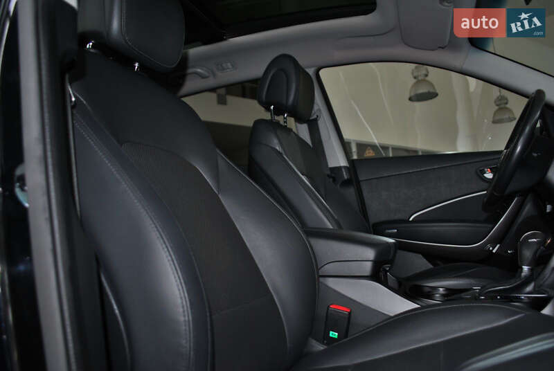 Позашляховик / Кросовер Hyundai Santa FE 2016 в Рівному фото 46 Позашляховик / Кросовер Hyundai Santa FE 2016 в Рівному