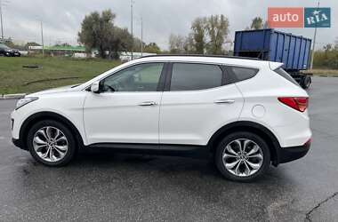 Внедорожник / Кроссовер Hyundai Santa FE 2013 в 