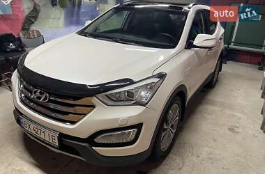 Внедорожник / Кроссовер Hyundai Santa FE 2013 в 