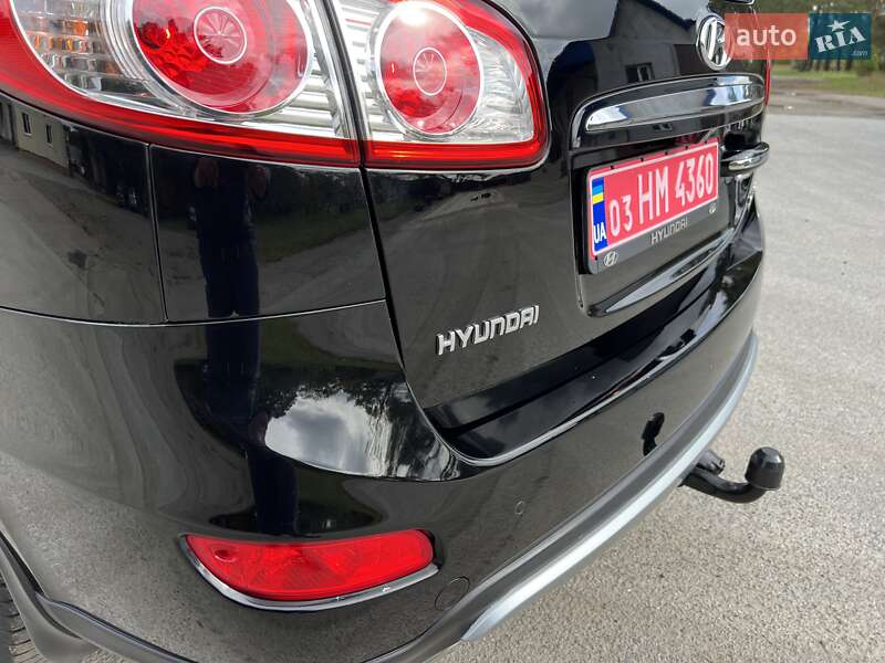 Внедорожник / Кроссовер Hyundai Santa FE 2012 в Радивилове