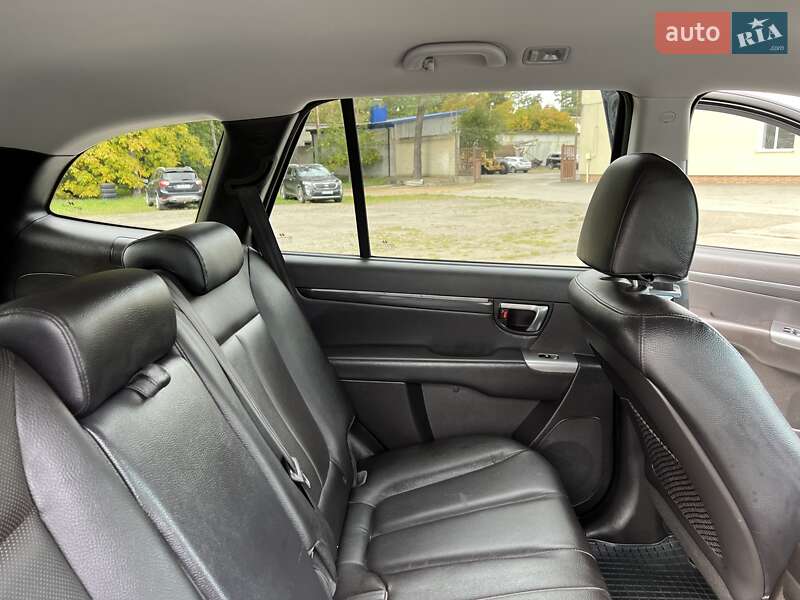 Внедорожник / Кроссовер Hyundai Santa FE 2012 в Радивилове